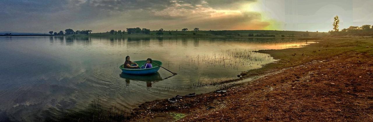 Jungle Trailz Kabini Bed & Breakfast Sargur Exterior photo